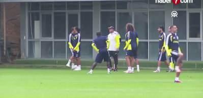 Fenerbah&ccedil;e, Şampiyonlar Ligi'nde Aston Villa deplasmanında