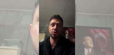 İstanbul'u sağanak vurdu! Murat Boz'dan acil yardım &ccedil;ağrısı: "Mahsur kaldık"