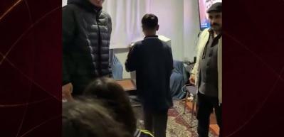 Fenerbah&ccedil;e'nin kalecisi Ederson İstanbul'da İhtiya&ccedil; sahiplerine yardım eli uzattı