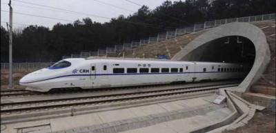 22 saatlik yolu 8 saate indiren tren