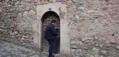 265 yıllık hanı satılığa &ccedil;ıkardı