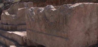 2 bin yıllık lahitleri gün yüzüne çıkarılıyor