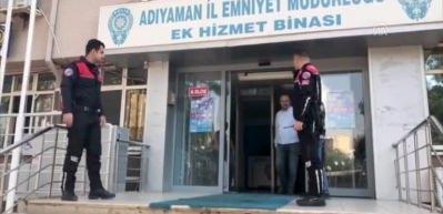 2 kadının sır &ouml;l&uuml;m&uuml; ile ilgili ger&ccedil;ek telefonlarından &ccedil;ıktı!