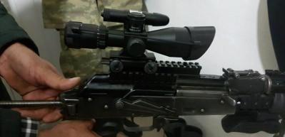 52 kalaşnikof d&uuml;rb&uuml;n&uuml; ele ge&ccedil;irildi