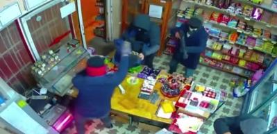 5 maskeli kişi tarafından gasbedilen market sahibi: Şaka sandım