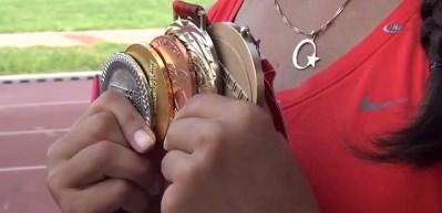 5 yıla &uuml;&ccedil; d&uuml;nya şampiyonluğu, 102 madalya sığdırdı