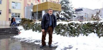 6 Aralık'tan beri kayıp olan kızını arıyor
