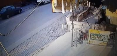 6 aylık hamile kadın &ccedil;atıdan d&uuml;şt&uuml;