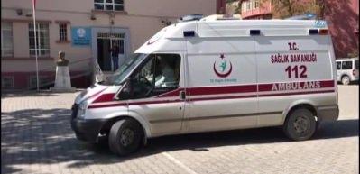 6 &ouml;ğrenci gıda zehirlenmesiyle hastaneye kaldırıldı
