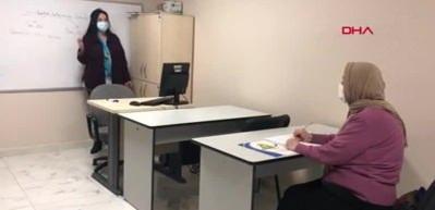75 yaşında liseyi bitirdi, &uuml;niversiteye hazırlanıyor