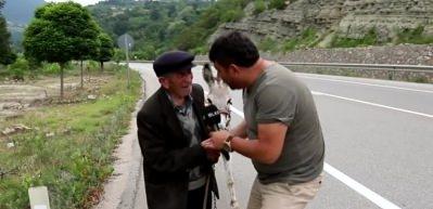 87 yaşında 32 km ters yol gelen dede