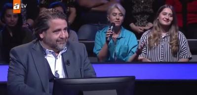 "Kim Milyoner Olmak İster?" st&uuml;dyosuna kedi girdi