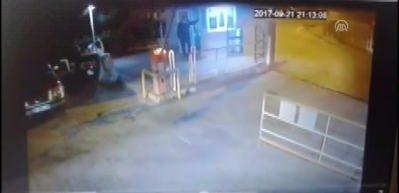 Yazar Serbes'in &ccedil;arptığı ara&ccedil; kazadan &ouml;nce g&uuml;venlik kamerasında