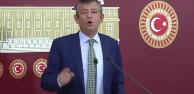 CHP'li &Ouml;zg&uuml;r &Ouml;zel memurlara tehditler savurdu! Darbecilerin ağzıyla konuştu