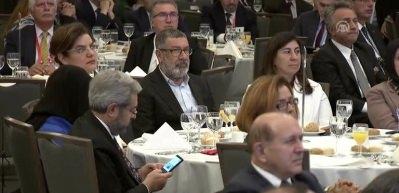 Erdoğan: Vatandaşlarımızın yabancı menşeli ila&ccedil;lara mesafeli yaklaştığını g&ouml;r&uuml;yoruz