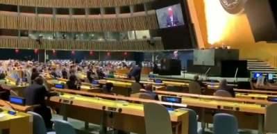 BM'de tokat gibi s&ouml;zler! İsrail B&uuml;y&uuml;kel&ccedil;isi salonu terk etti