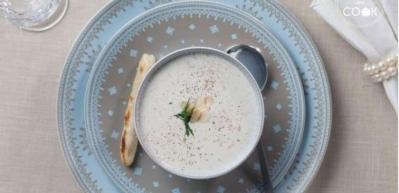 Muskatlı badem &ccedil;orbası tarifi