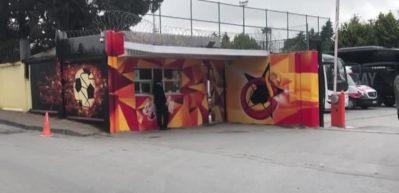 Florya Metin Oktay Tesisleri, grafitilerle s&uuml;slendi 