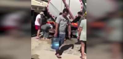 İzmirliler yine bidonlarla su taşıdı