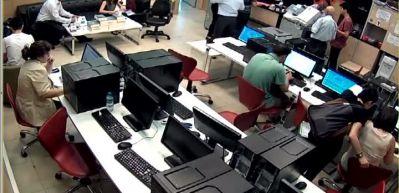 En b&uuml;y&uuml;k adliyede hırsızlık g&uuml;venlik kamerasında