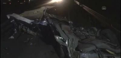 Katliam gibi kaza: 6 &ouml;l&uuml;, 2 yaralı