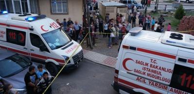 Cinnet getiren baba, eşi ve 2 kızını &ouml;ld&uuml;rd&uuml;