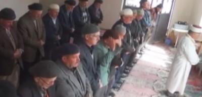 K&uuml;tahyalı k&ouml;yl&uuml;lerin cami isyanı!