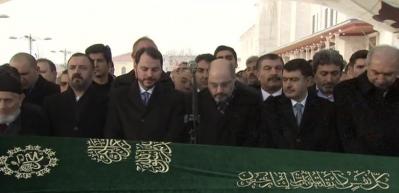 A Haber Genel M&uuml;d&uuml;r&uuml; Abd&uuml;lhalik &Ccedil;imen'in annesi son yolculuğuna uğurlandı