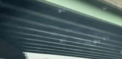ABD'de T&uuml;rk vatandaşı, Ermenilerin astığı afişi polise şikayet ederek kaldırttı