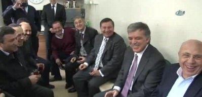 Abdullah G&uuml;l siyasete geri mi d&ouml;n&uuml;yor?