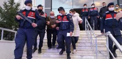 Ablası ve eniştesini katleden ağabeyi ile ona yardım eden kardeşi tutuklandı