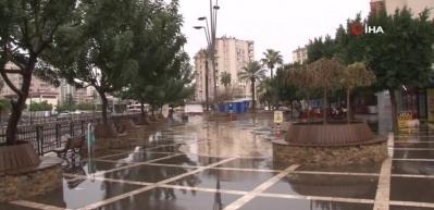 Adana hayalet şehre d&ouml;nd&uuml;
