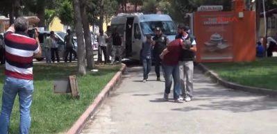 Adana polisi, 1 ton esrar ele ge&ccedil;irdi