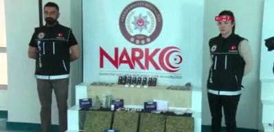 Adana'da hapis cezasıyla aranan 26 uyuşturucu satıcısı yakalandı