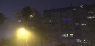 Adana'da sağanak ve şiddetli r&uuml;zgar