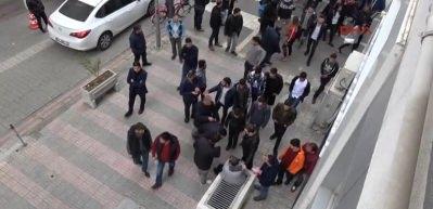 Adana'da tacizciye meydan dayağı!