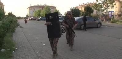 Adana'da ter&ouml;r operasyonu