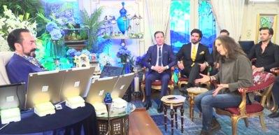 Adnan Oktar'dan Nevşin Meng&uuml;'ye g&uuml;zellemeler