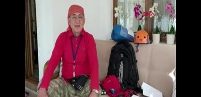 Afrika'nın &ccedil;atısına Kilimanjaro Dağı'na T&uuml;rk bayrağını dikti