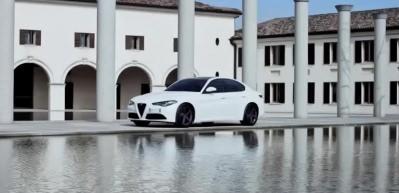 Alfa Romeo Giulia yılın en iyi otomobili se&ccedil;ildi