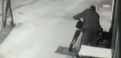Alkoll&uuml; hırsızın &ccedil;aldığı bisikletle sınavı