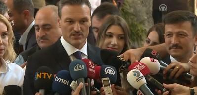 Alpay &Ouml;zalan: Cumhurbaşkanımıza yapılacak en ufak bir hakarette...