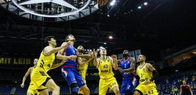 Anadolu Efes, ilk galibiyetini aldı