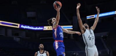 Anadolu Efes, son nefeste kazandı!