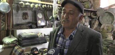 Antika tutkusuyla 2 bin eski eşya topladı