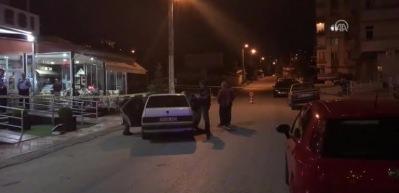 Aracındaki cesetle yaralı halde hastaneye başvurdu