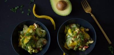 Avakadolu mango salatası tarifi