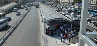 Beylikd&uuml;z&uuml; metrob&uuml;s seferleri başladı