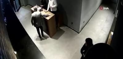 Ayağa kalkmadıkları i&ccedil;in patrondan &ccedil;alışana dayak!