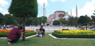 Ayasofya hazımsızlığı! Yas g&uuml;n&uuml; ilan ettiler